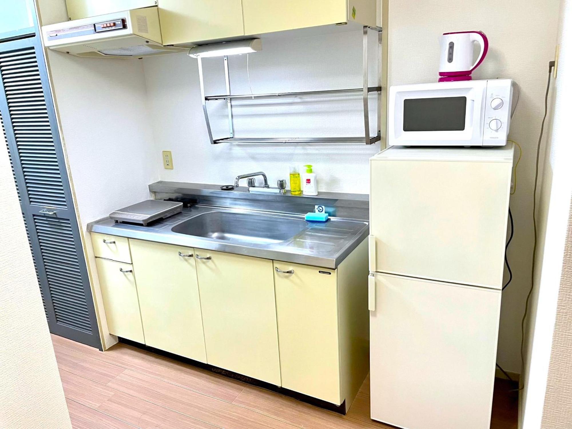 Fukuoka Airport Line Ijiri St Self Check In Apartment Exterior photo
